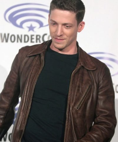 Wondercon Zach Appelman Brown Jacket