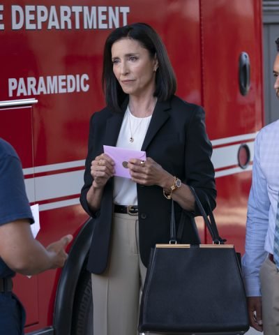 Mimi Rogers TV Series Bosch: Legacy Black Blazer