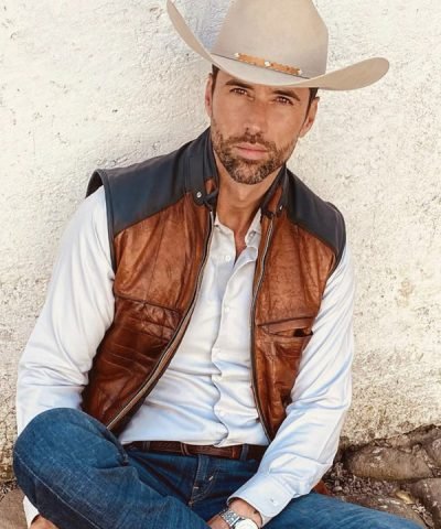 Matías Novoa TV Series La Herencia Brown Leather Vest