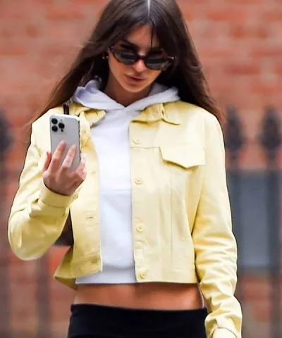 Model Emily Ratajkowski Jacket