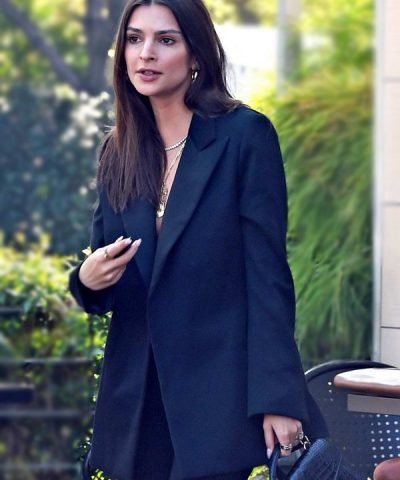 Actress Emily Ratajkowski Blazer