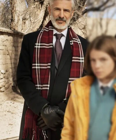 Leonardo Sbaraglia Maledictions S01 Black Coat