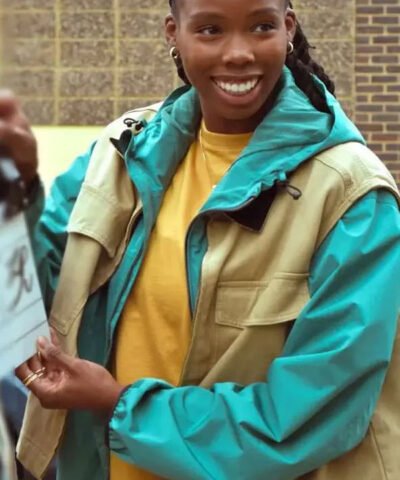 TV Series Maigret 2025 Janvier Beige Cotton Vest