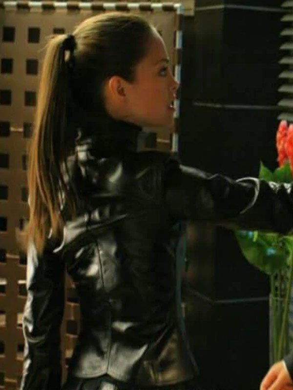 Smallville S07 Kristin Kreuk Black Leather Jacket Smallville S07 Lana Lang Leather Jacket