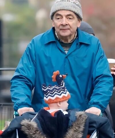 TV-Series Man VS Baby S01 Rowan Atkinson Blue Jacket