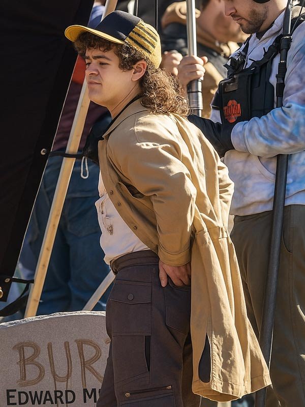 Dustin Henderson Stranger Things S05 Brown Jacket Stranger Things 2025 Gaten Matarazzo Brown Cotton Jacket